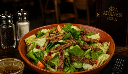 Bonfile Parçalı Akdeniz Salatası