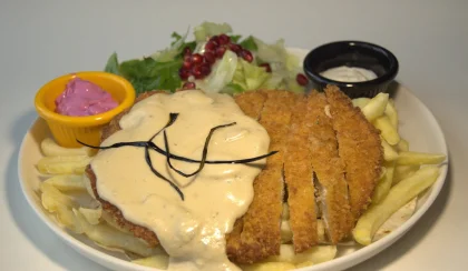 Kremalı & Mantarlı Tavuk Schnitzel