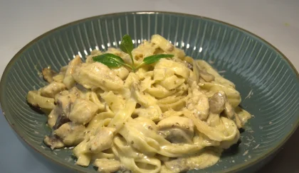 Tagliatelli Kremalı Mantarlı & Tavuklu