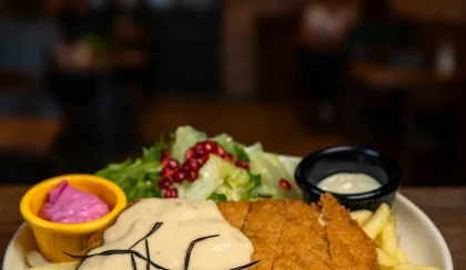 Kremalı & Mantarlı Tavuk Schnitzel