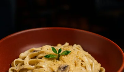 Bonfile Parçalı Kremalı & Mantarlı Tagliatelli